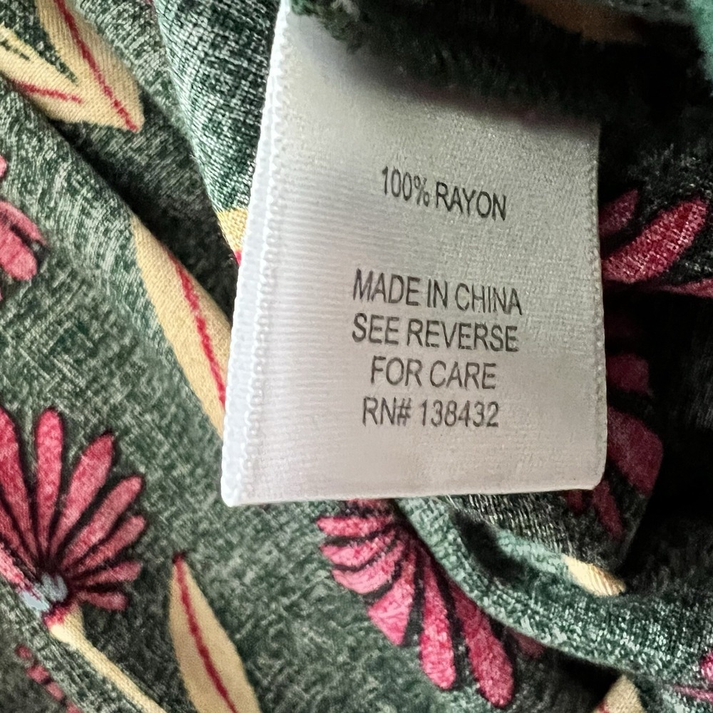 ModCloth Staycation Kickoff Shorts Womens 2XS Colorful Resortwear Travel Beach - Picture 7 of 8